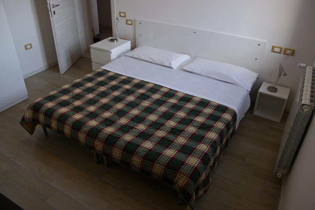 בולוניה City House Sant'Orsola מראה חיצוני תמונה